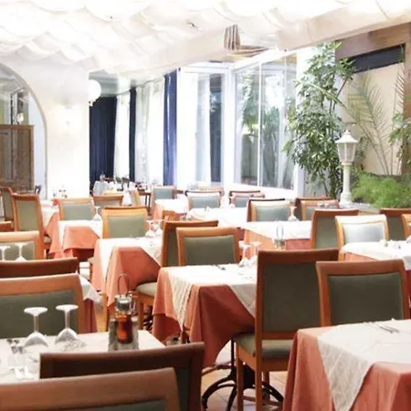 Hotel Morlans Garden 3*